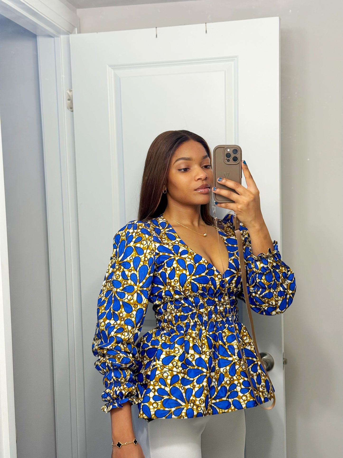 Kaffie Smokey Top